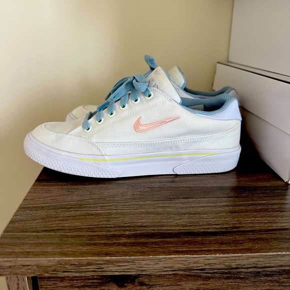 Nike Womens GTS 97 DV0748 100 Size 7 - Picture 1 of 14